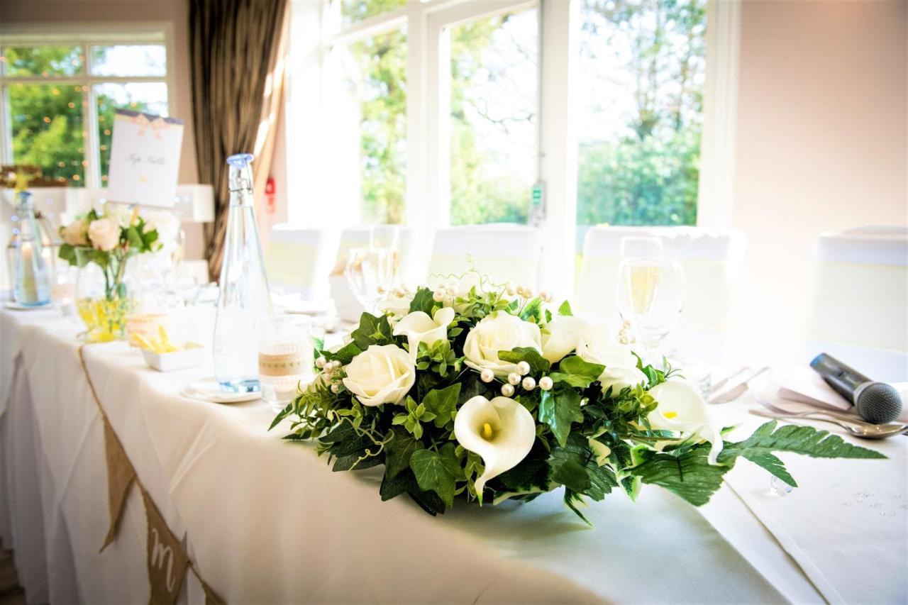 Astley Bank Hotel Darwen Luaran gambar