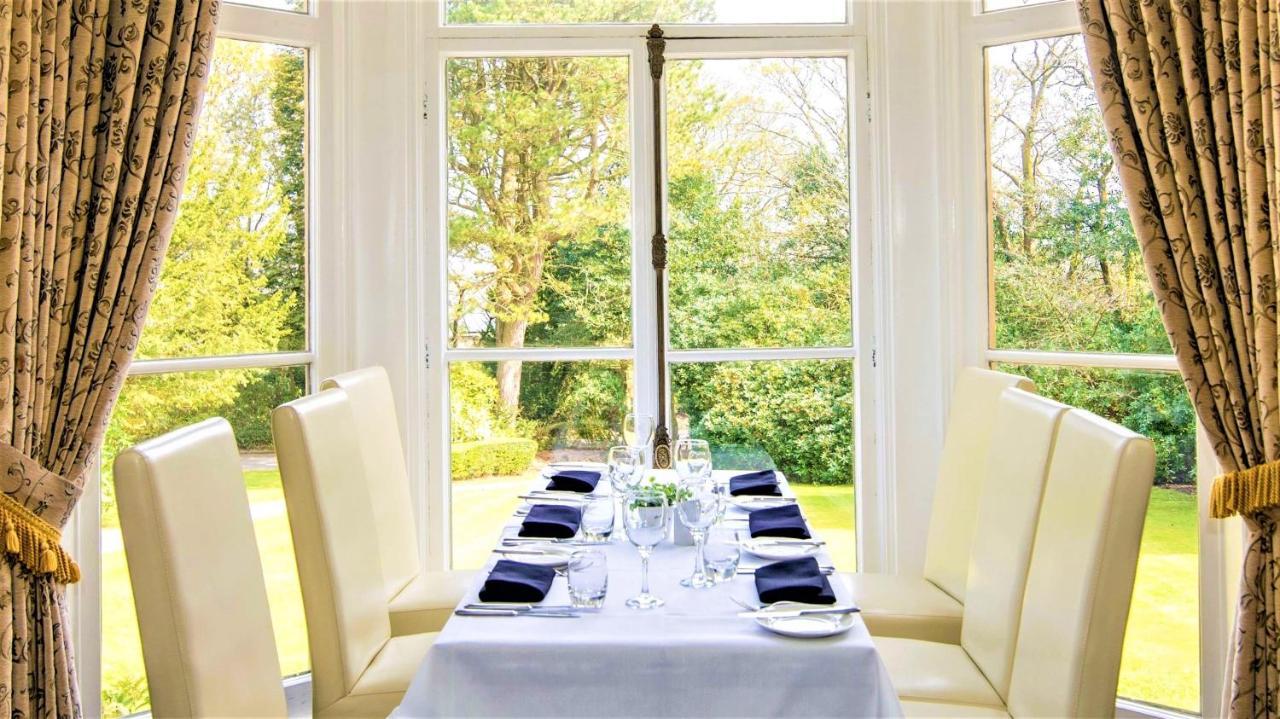 Astley Bank Hotel Darwen Luaran gambar