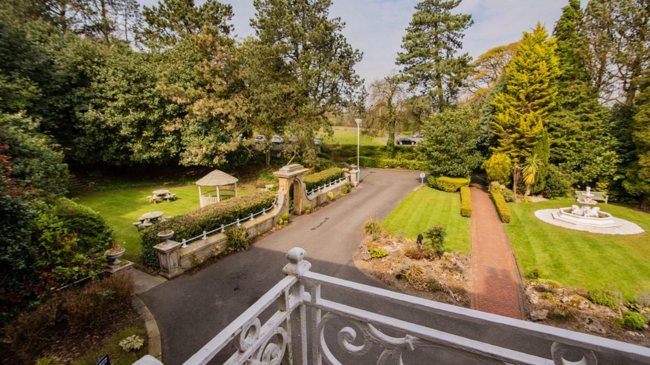 Astley Bank Hotel Darwen Luaran gambar